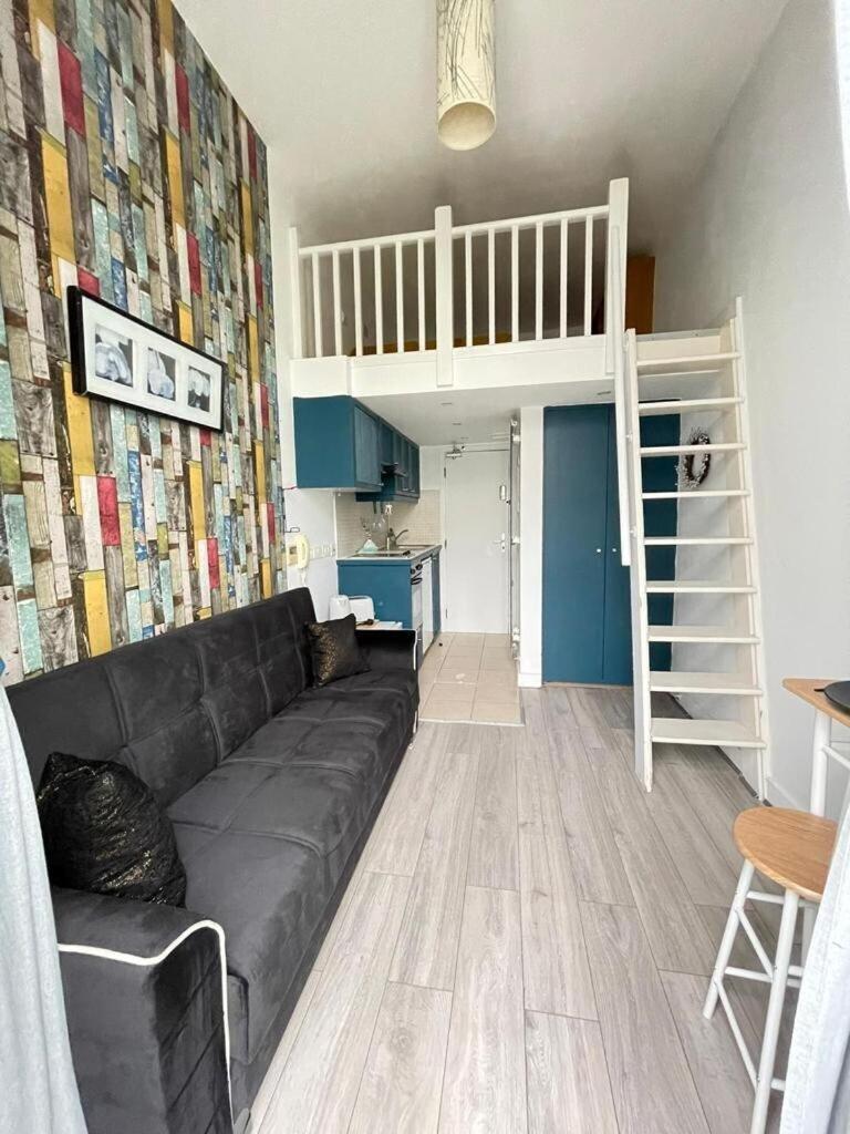 Portobello Road Artistic Studios 'Budget' Londres Quarto foto