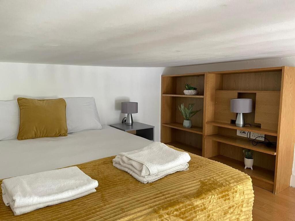Portobello Road Artistic Studios 'Budget' Londres Quarto foto