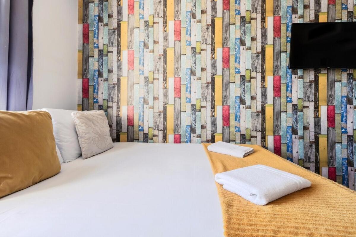 Portobello Road Artistic Studios 'Budget' Londres Quarto foto