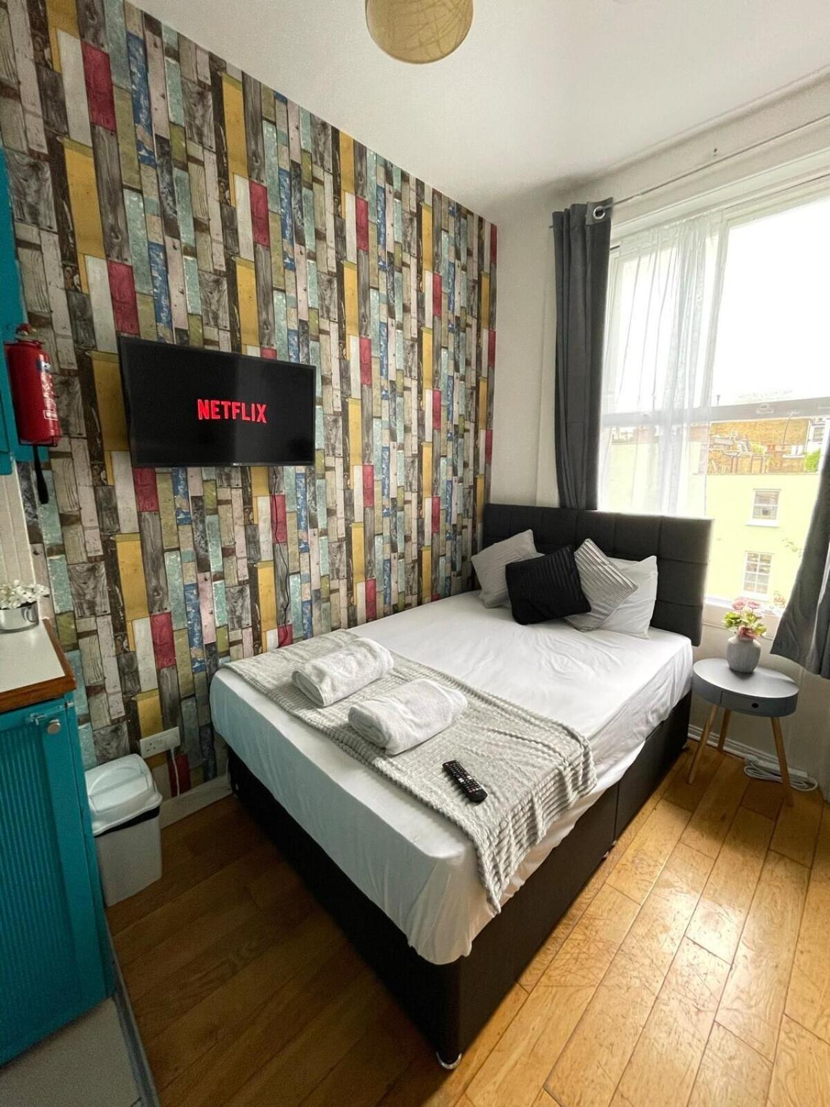 Portobello Road Artistic Studios 'Budget' Londres Quarto foto