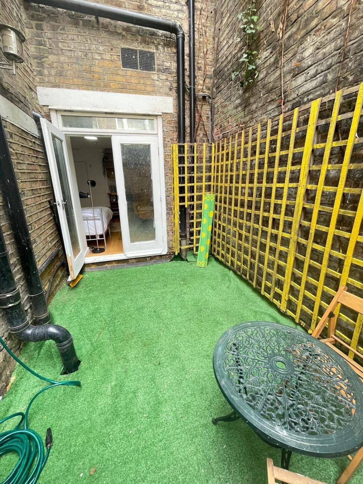 Portobello Road Artistic Studios 'Budget' Londres Quarto foto