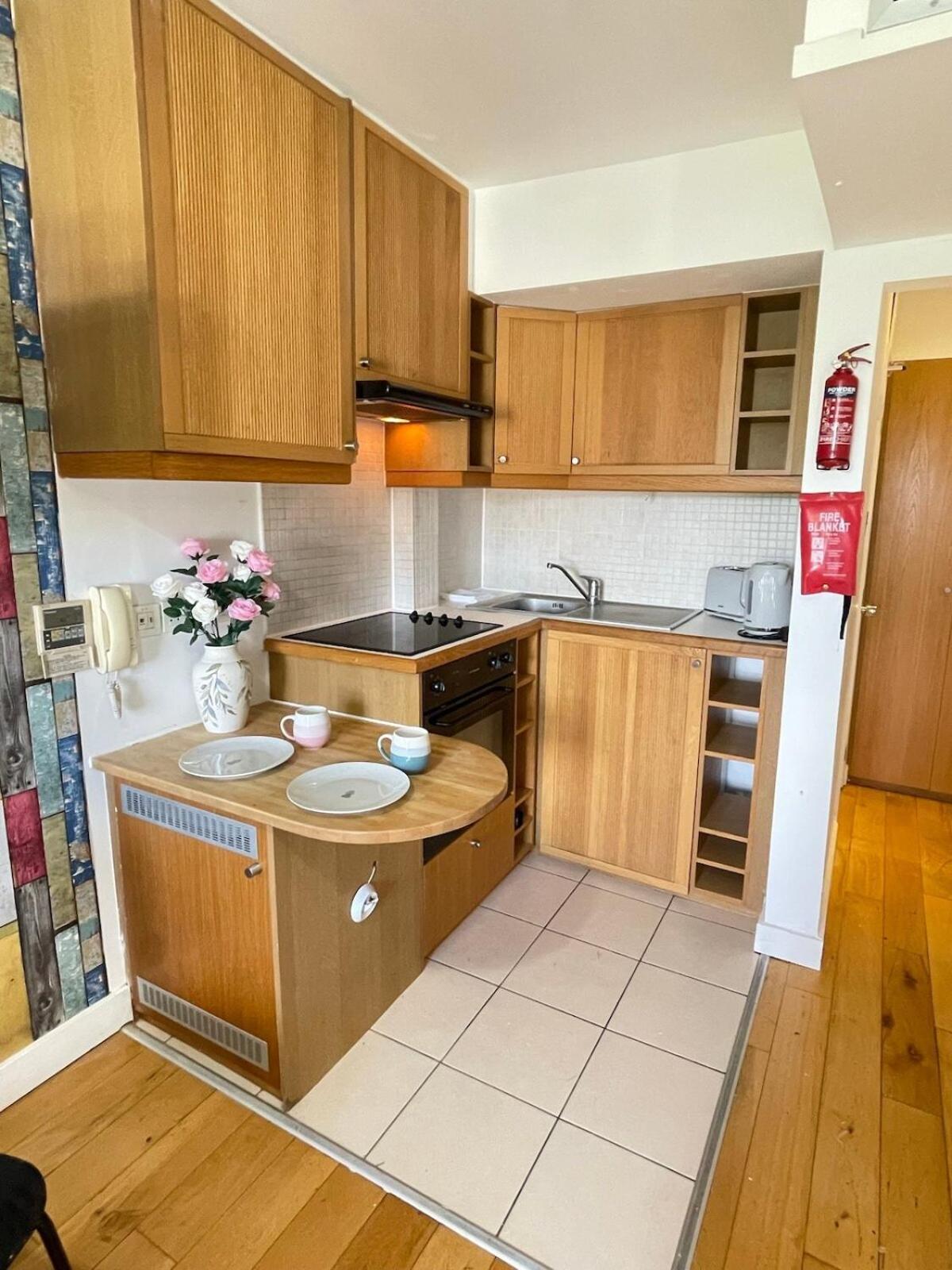 Portobello Road Artistic Studios 'Budget' Londres Quarto foto
