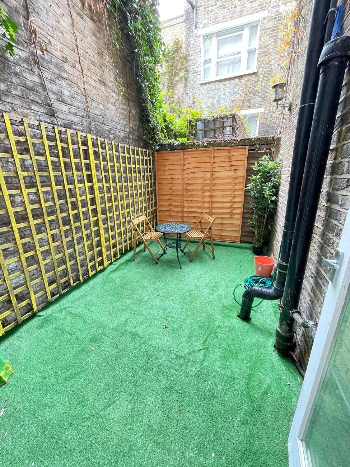 Portobello Road Artistic Studios 'Budget' Londres Quarto foto